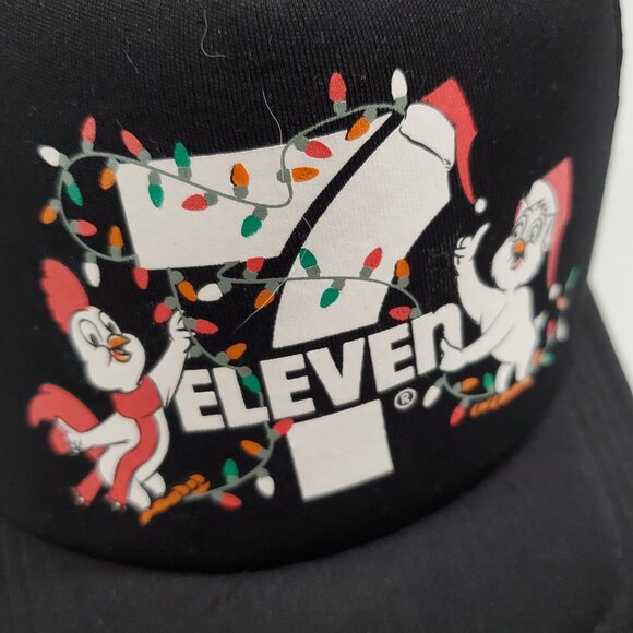 7 Eleven Men Hat One Size Black Snapback Limited Edition Christmas Lights NWT - Picture 2 of 6